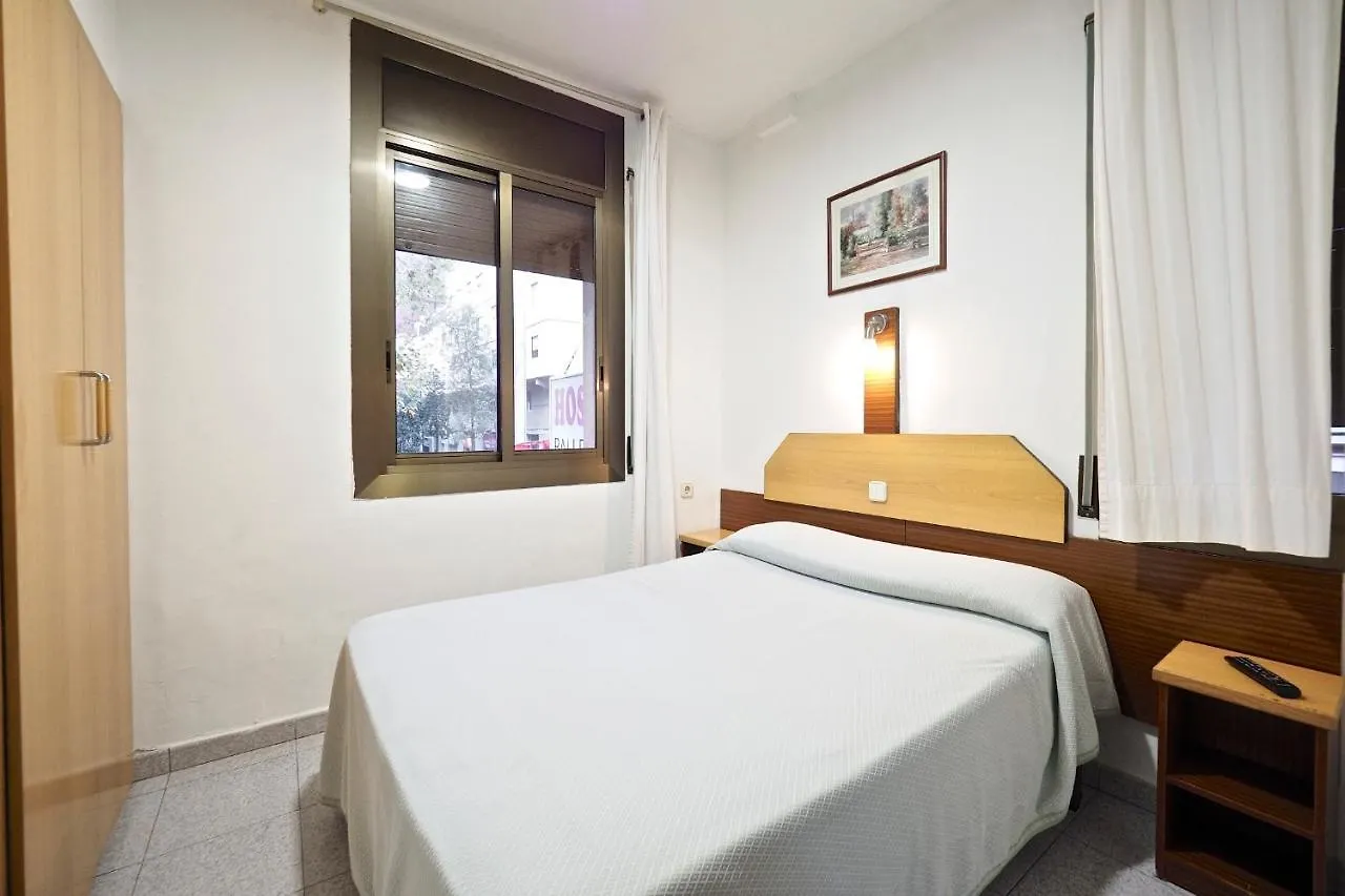 Hostal Ballestero Barcelona 2*,  Spain